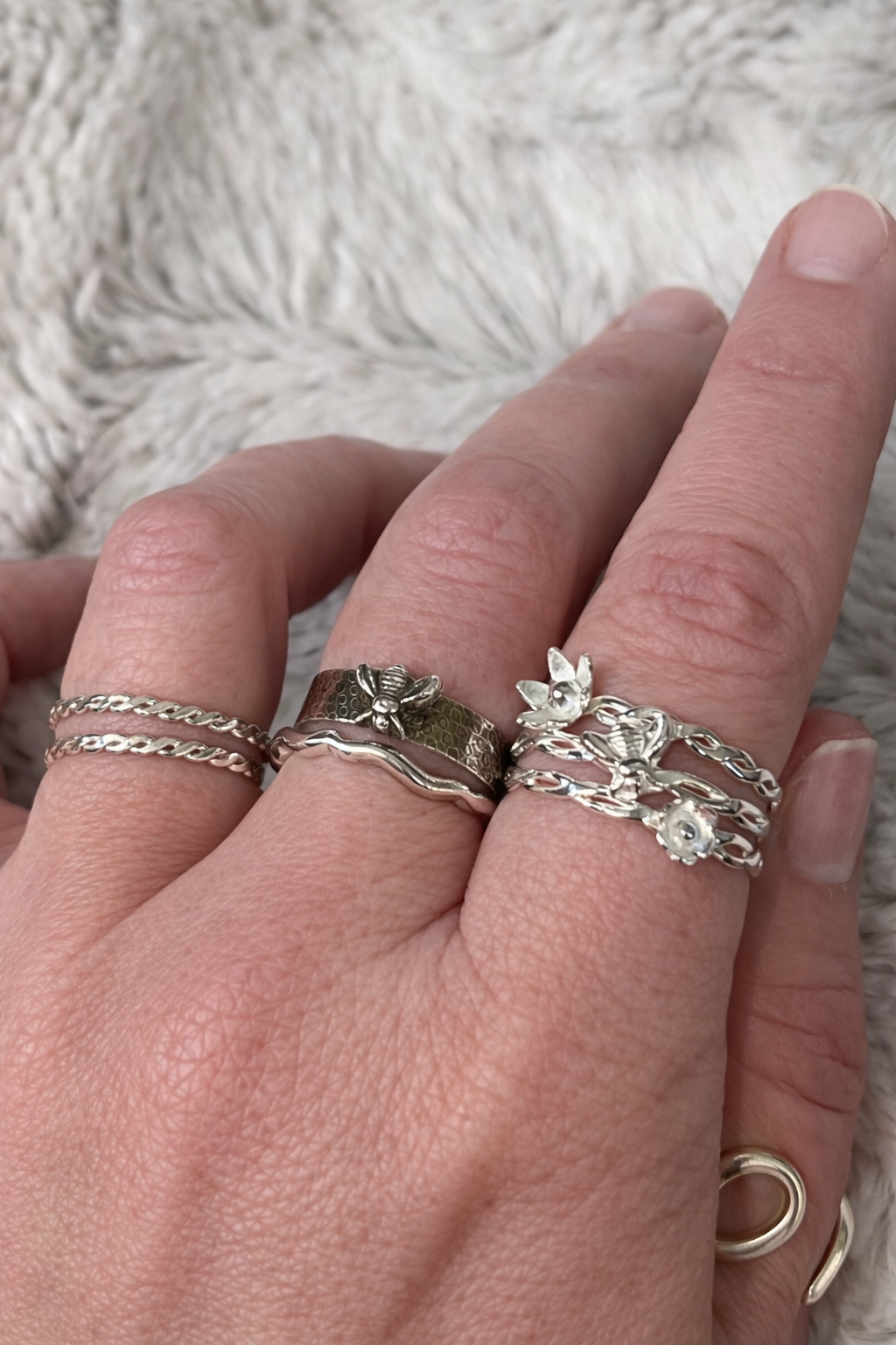 Honeycomb Wide BEE Band