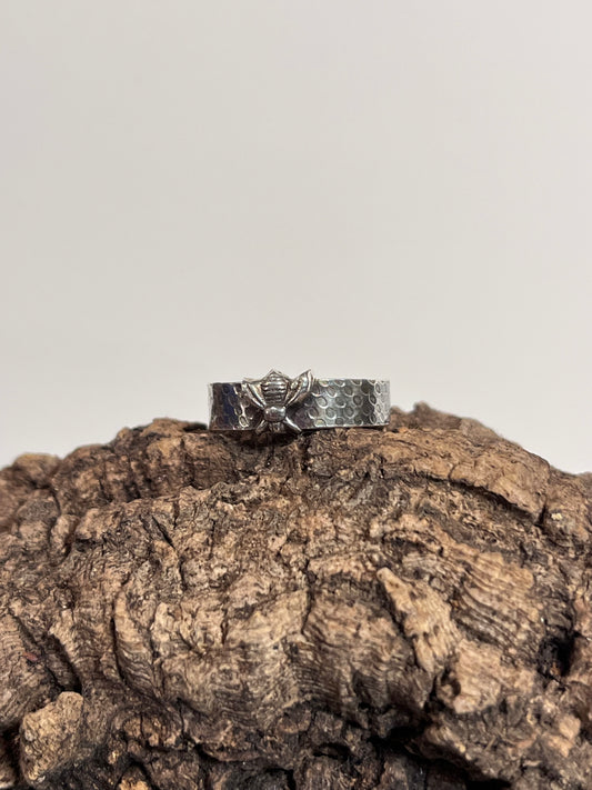 Honeycomb Wide BEE Band