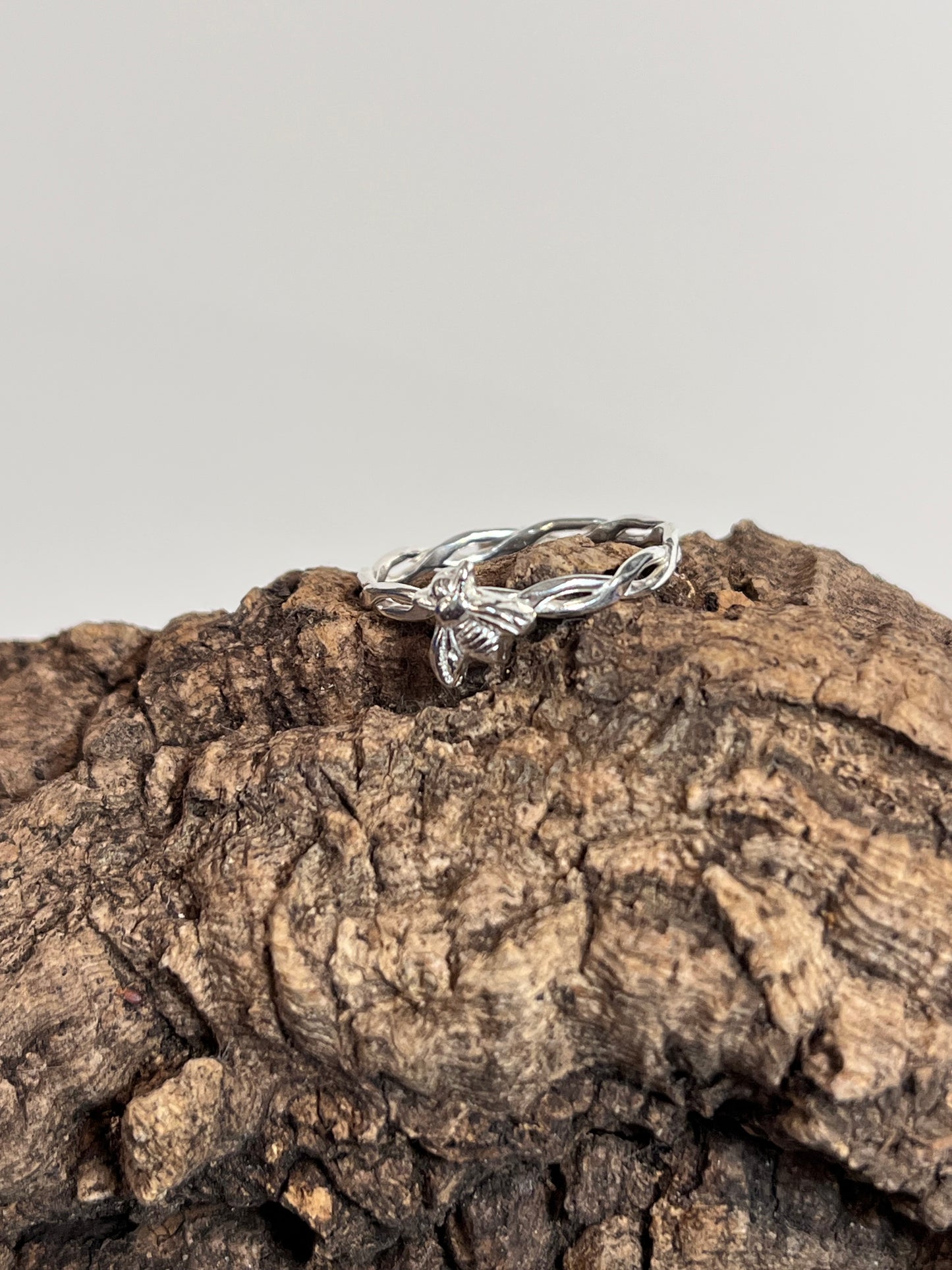 Twisted Bee Stacker Ring